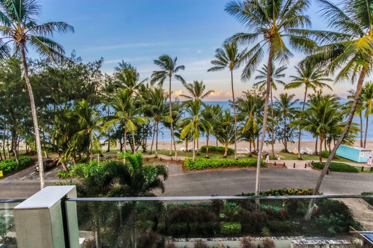 Island Views Beachfront Apartments Палм-Коув Экстерьер фото
